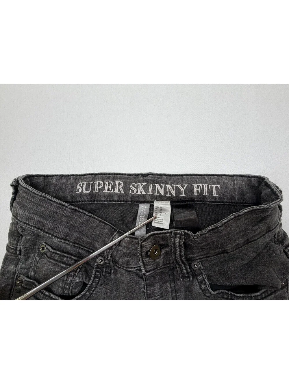 Divided by H&M Men's Super Skinny Jeans Distressed Slim Fit Stretch Size 28 Grey